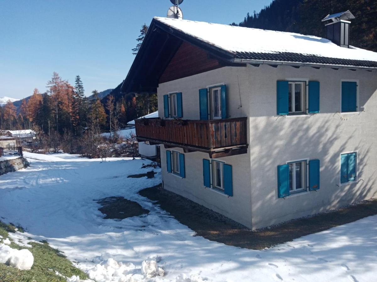 Relax Al Lago Di Braies Браєс Екстер'єр фото